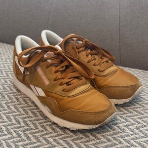 Reebok Classic Nylon